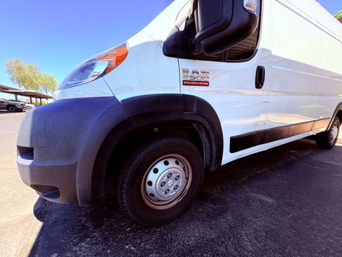 Used 2021 RAM ProMaster 2500 image 6