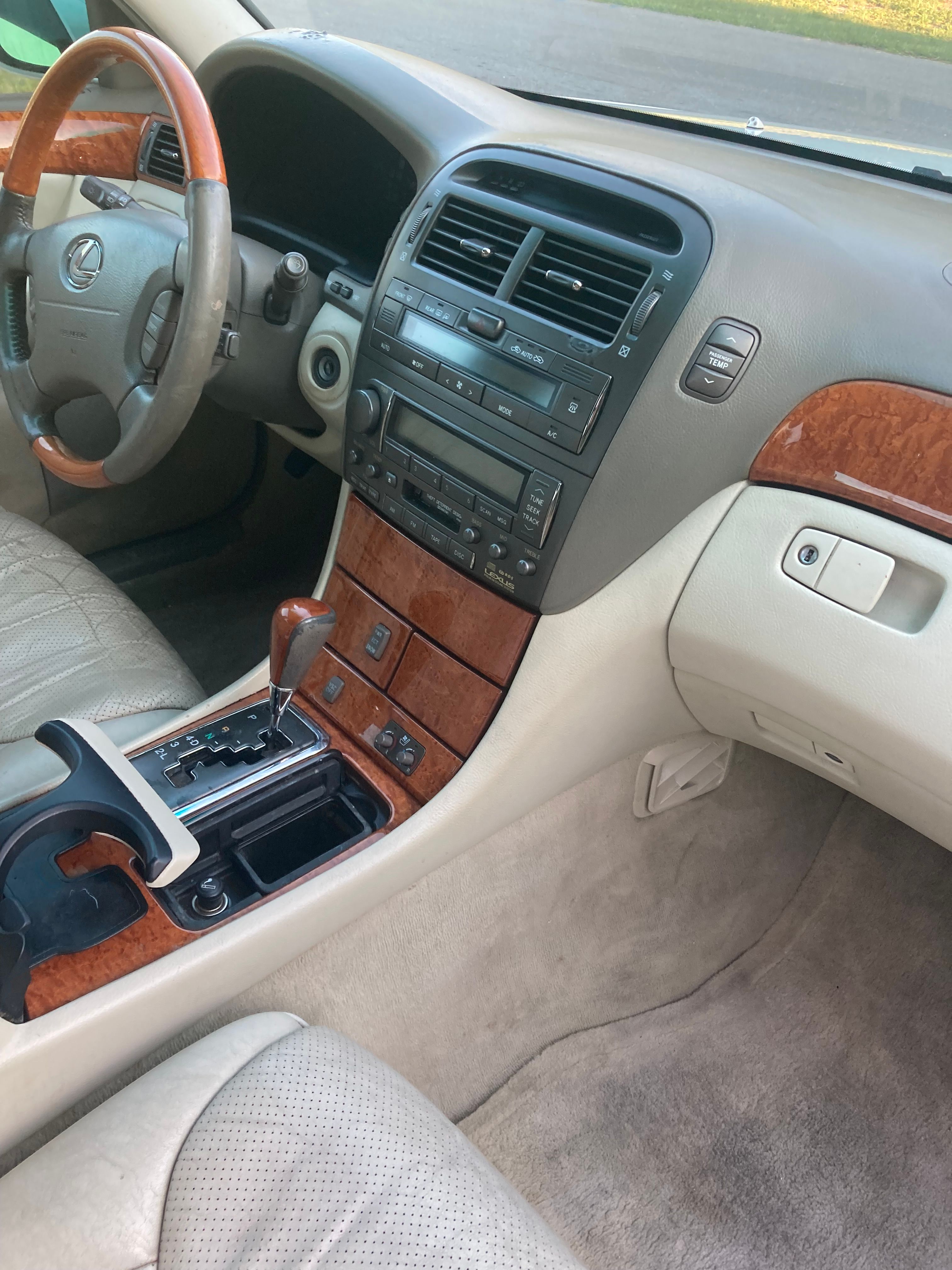 Used 2003 Lexus LS 430 RWD image 15