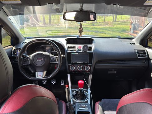 Used 2016 Subaru WRX STI image 10