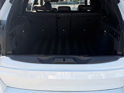Used 2021 BMW X5 sDrive40i w/ M Sport Package RWD image 9