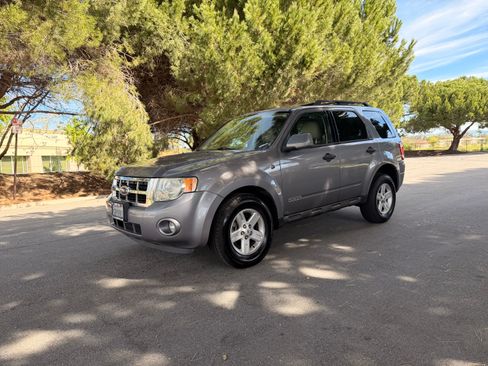 Used 2008 Ford Escape 2WD Hybrid image 15
