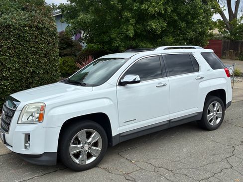 Used 2015 GMC Terrain SLT FWD image 4