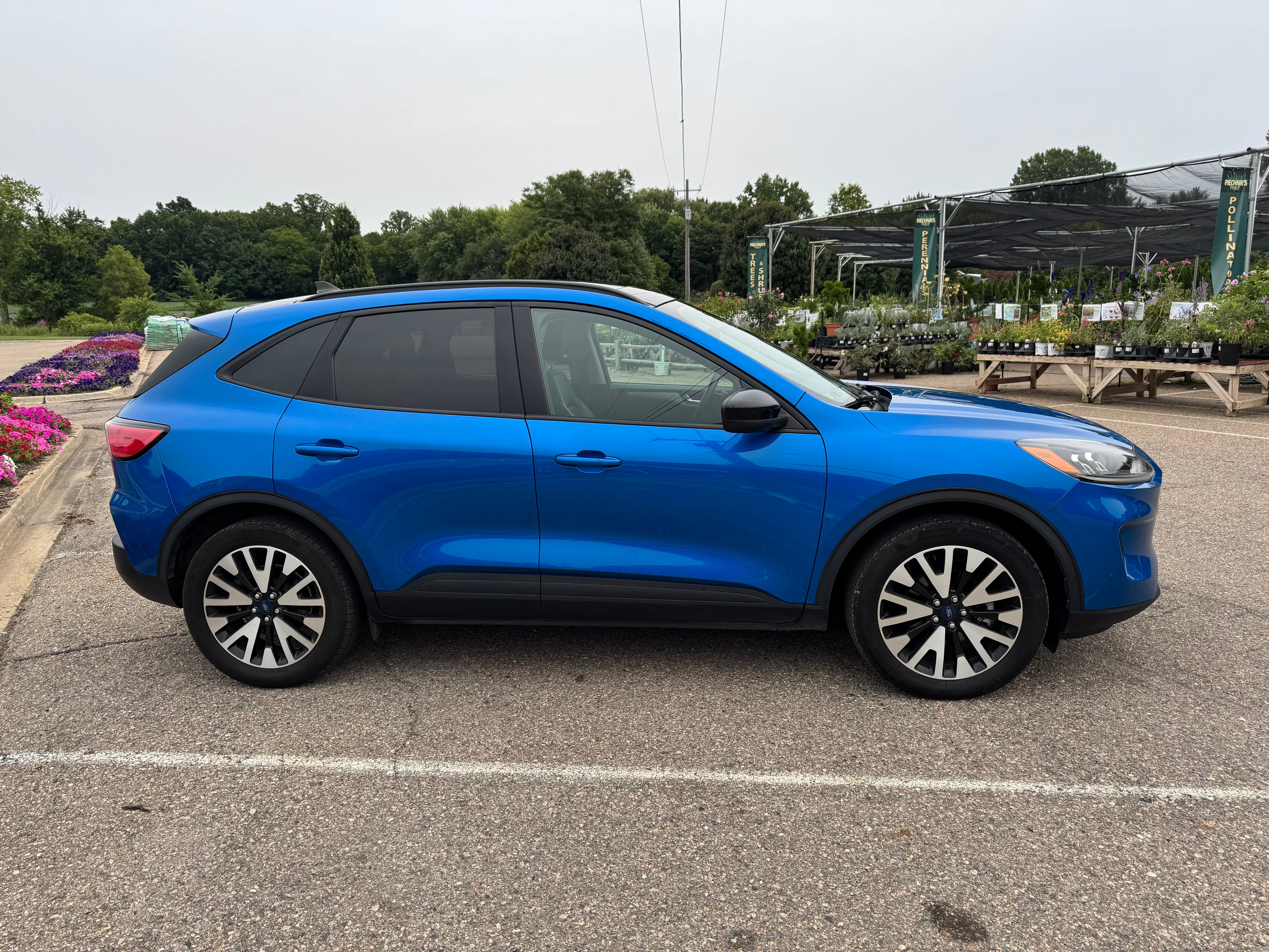 Used 2020 Ford Escape SE Sport AWD/4WD image 9