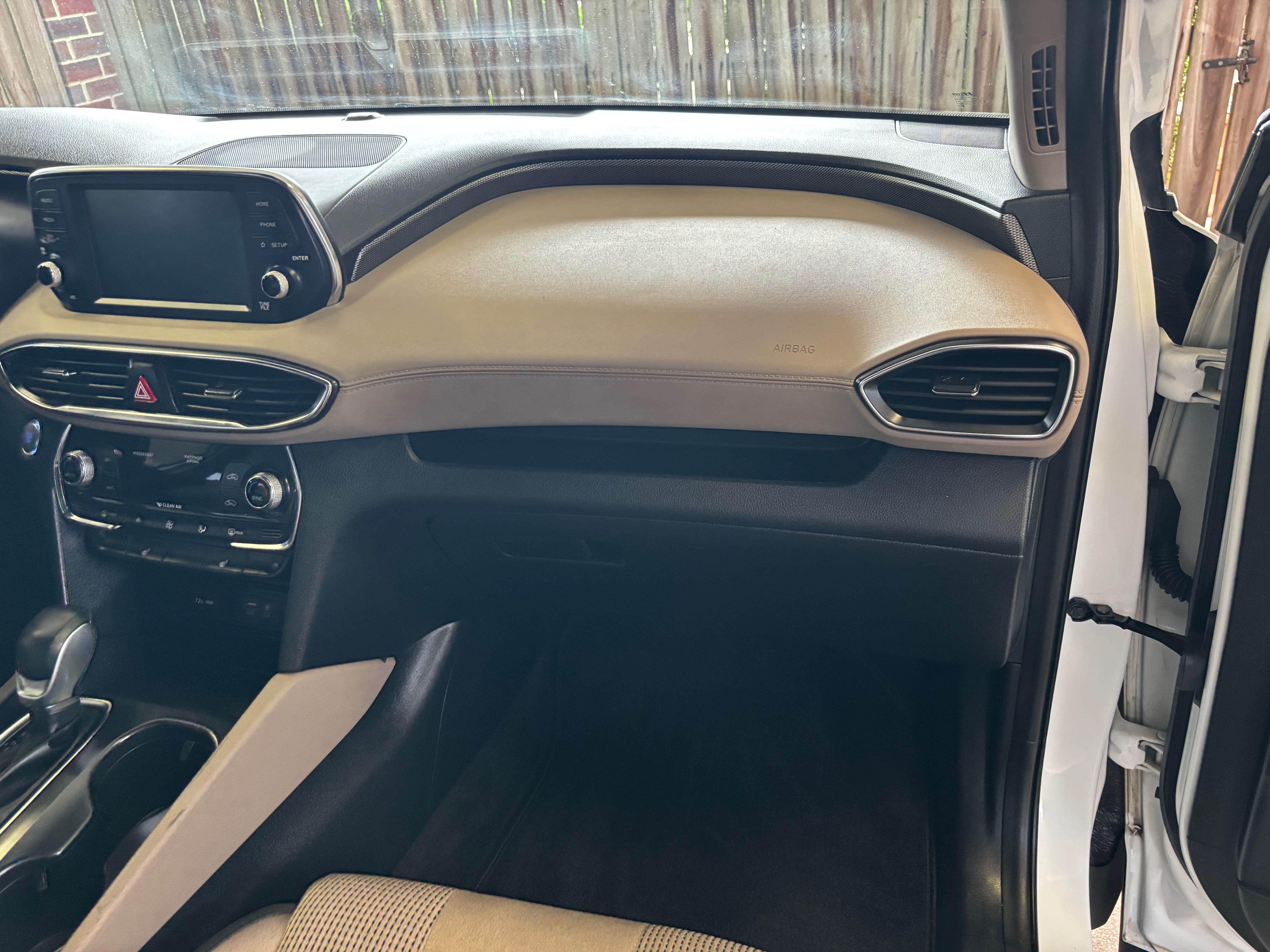 Used 2019 Hyundai Santa Fe SEL FWD image 14