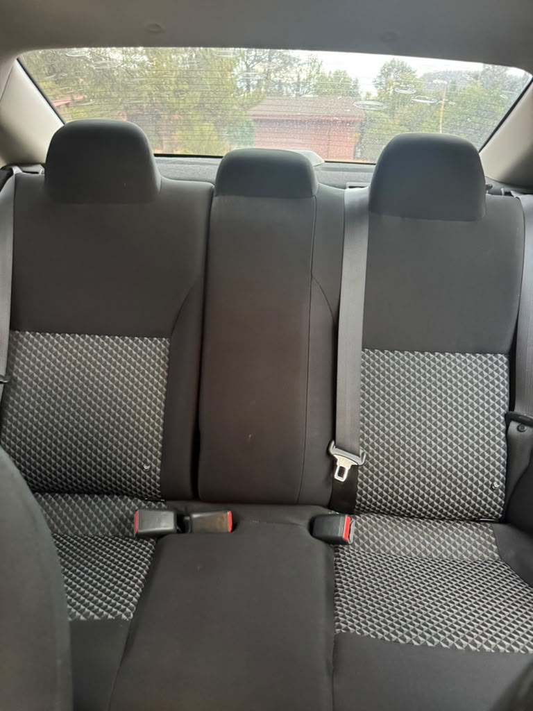 Used 2020 Nissan Versa S FWD image 9