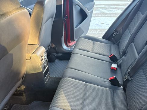 Used 2014 Volkswagen Tiguan S image 17