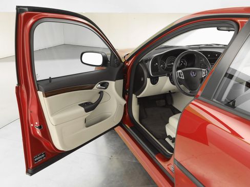 Used 2007 Saab 9-3 2.0T image 11