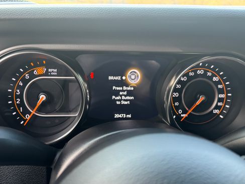 Used 2022 Jeep Wrangler Unlimited Sport image 16