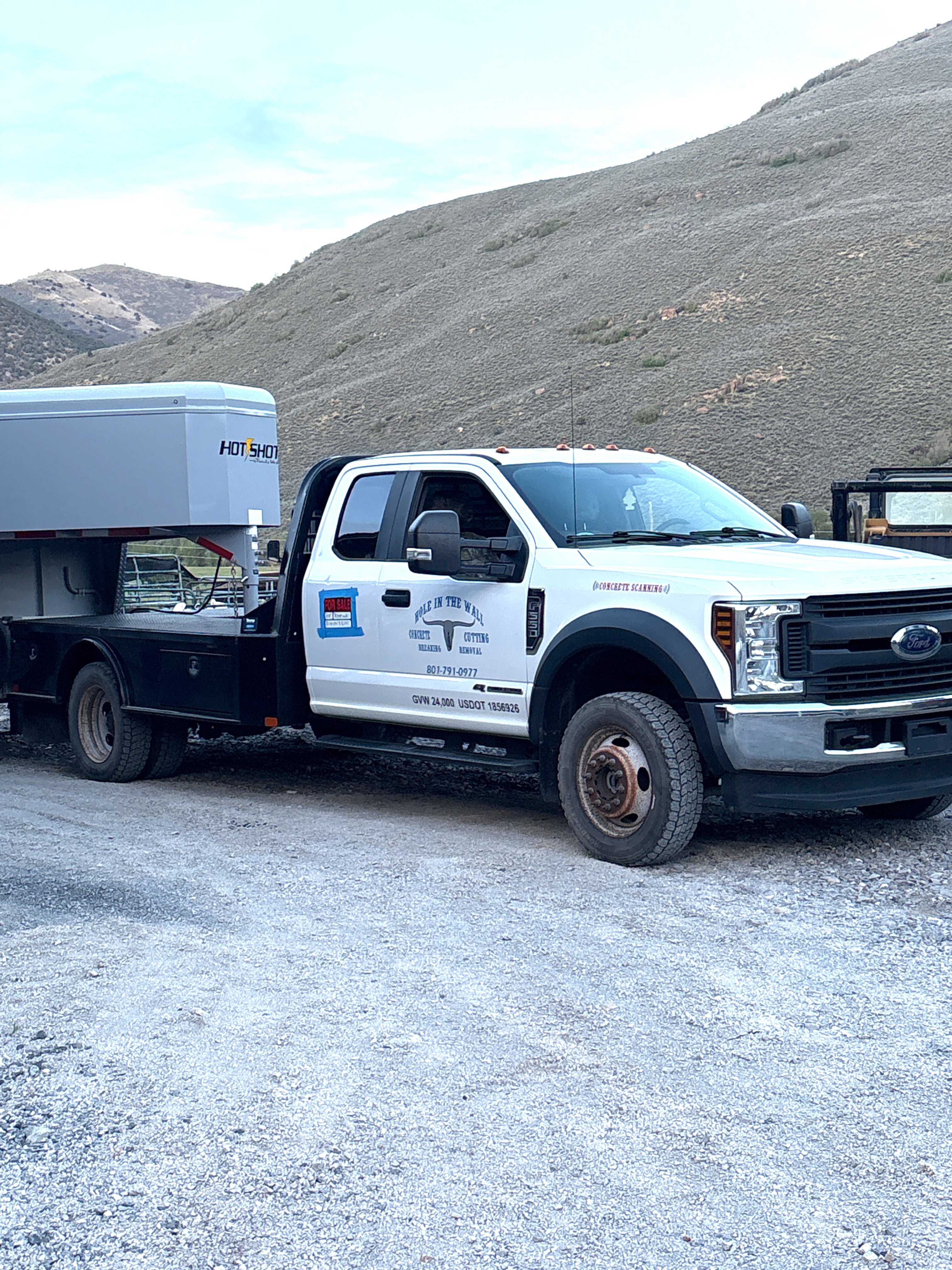 Used 2018 Ford F550 4x4 SuperCab Super Duty image 17