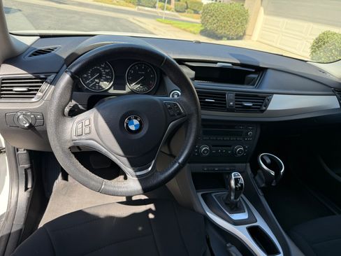 Used 2013 BMW X1 sDrive28i RWD image 5