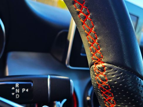 Used 2015 Mercedes-Benz CLA 250 4MATIC image 15