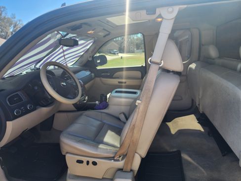 Used 2008 Chevrolet Silverado 1500 LTZ w/ EZ-Lift Tailgate Package image 5