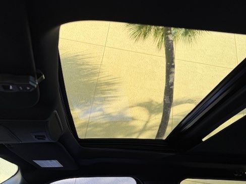 Used 2019 Ford F150 XLT w/ Equipment Group 302A Luxury image 12