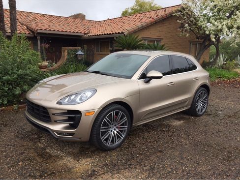 Used 2015 Porsche Macan Turbo AWD/4WD image 4
