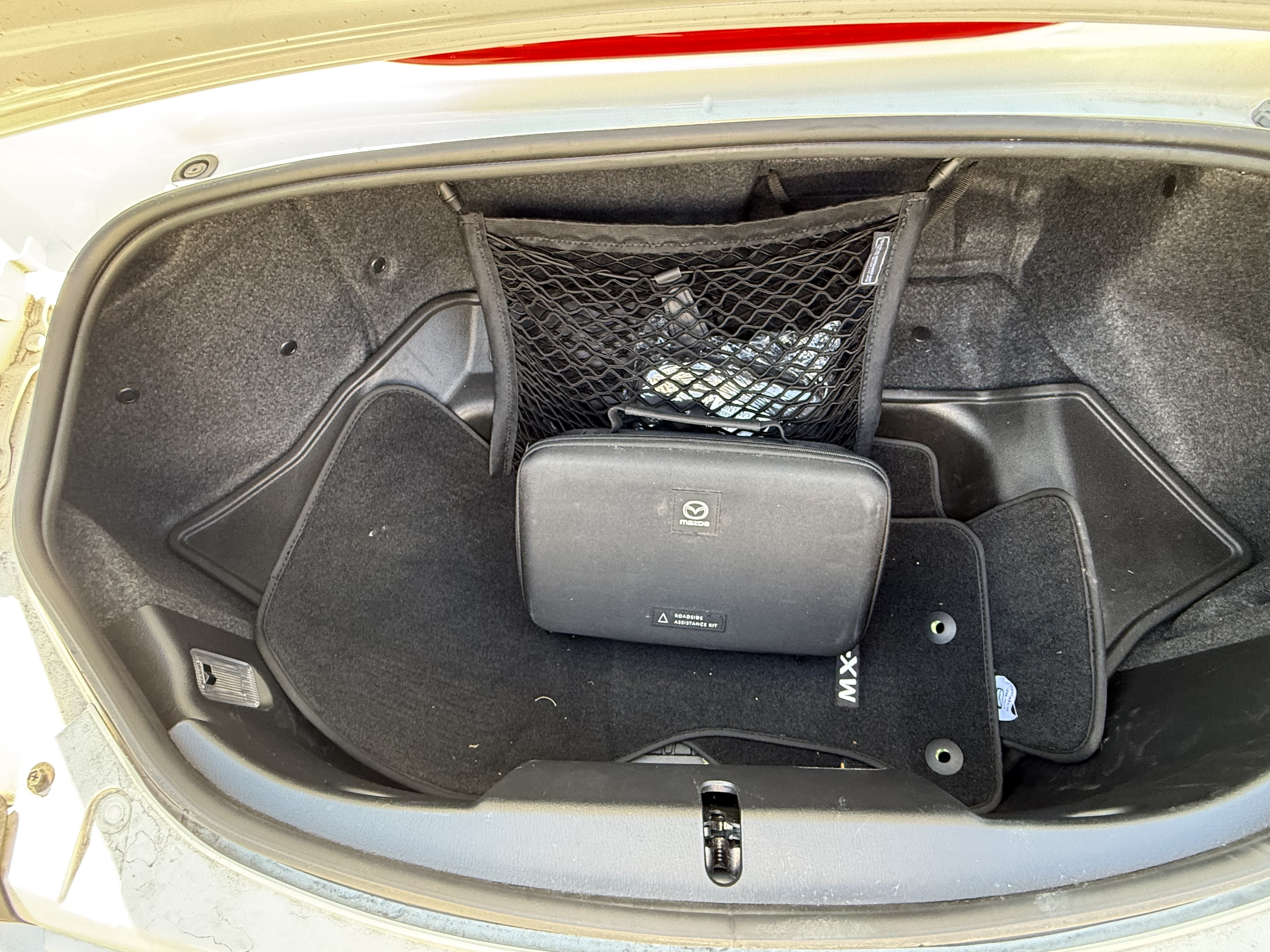 Used 2022 MAZDA MX-5 Miata Grand Touring w/ Weather Package RWD image 12
