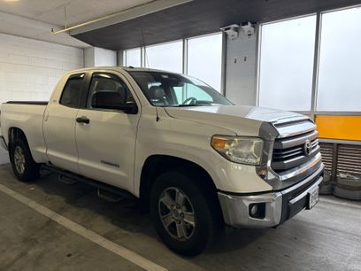 Used 2014 Toyota Tundra SR5 w/ SR5 Upgrade Package
