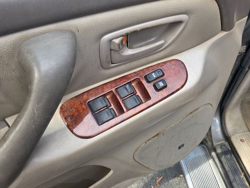 Used 2006 Toyota Tundra Limited image 9