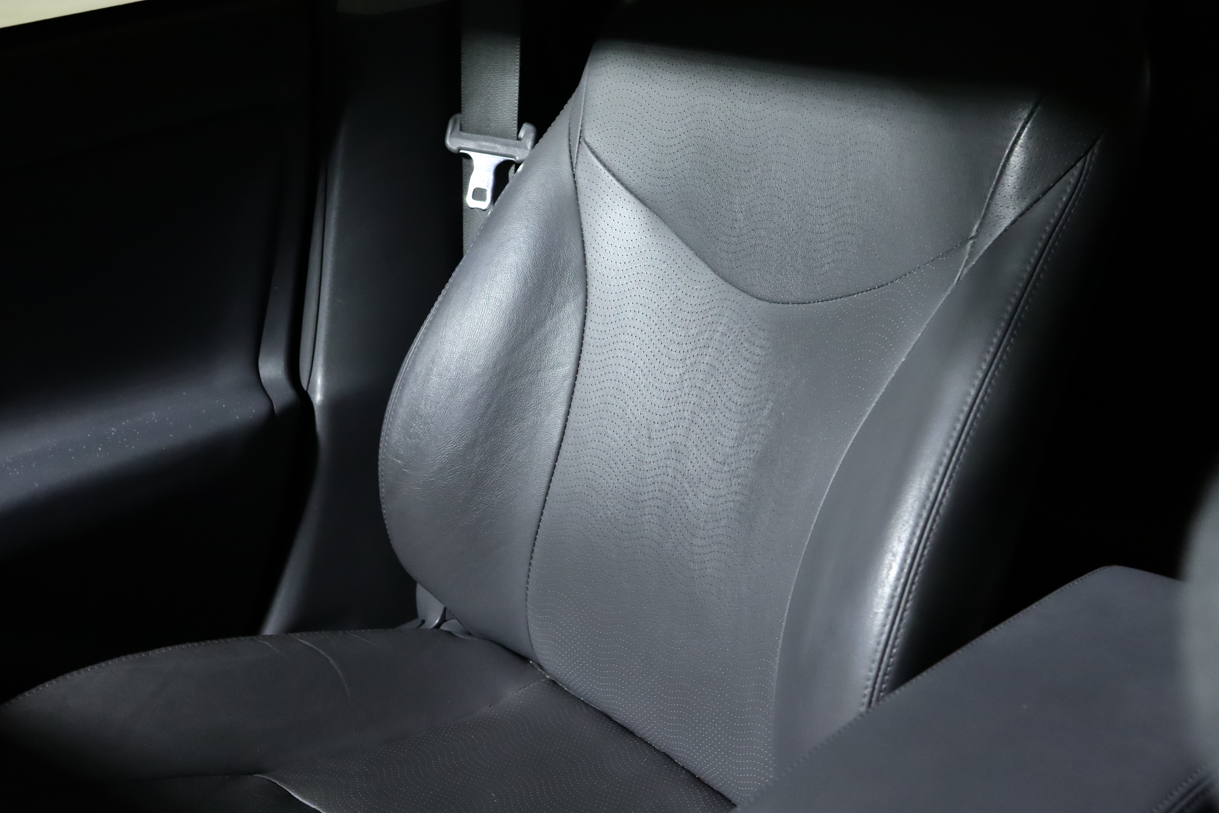 Used 2010 Toyota Prius Four w/ Solar Roof Pkg FWD image 4