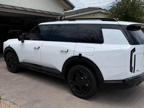 Used 2027 Kia Telluride X-Line SX Prestige AWD/4WD image 2