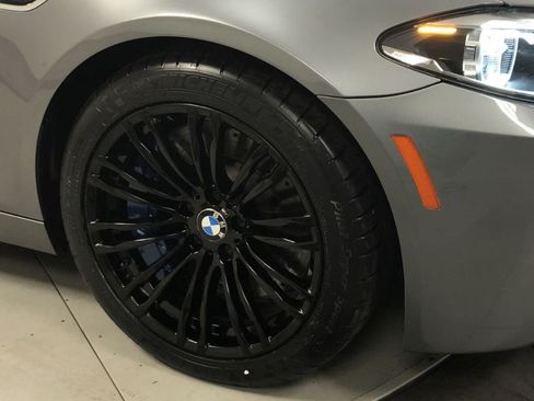 Used 2016 BMW M5 image 15