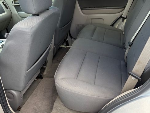 Used 2009 Ford Escape 2WD Hybrid image 9