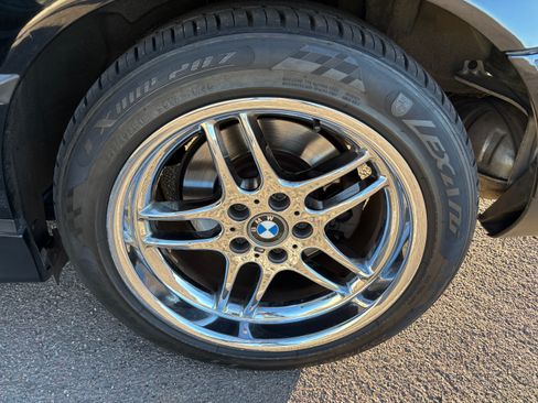 Used 2000 BMW 740i image 5