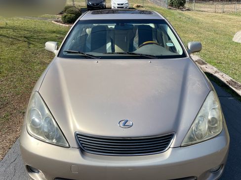 Used 2005 Lexus ES 330 image 1