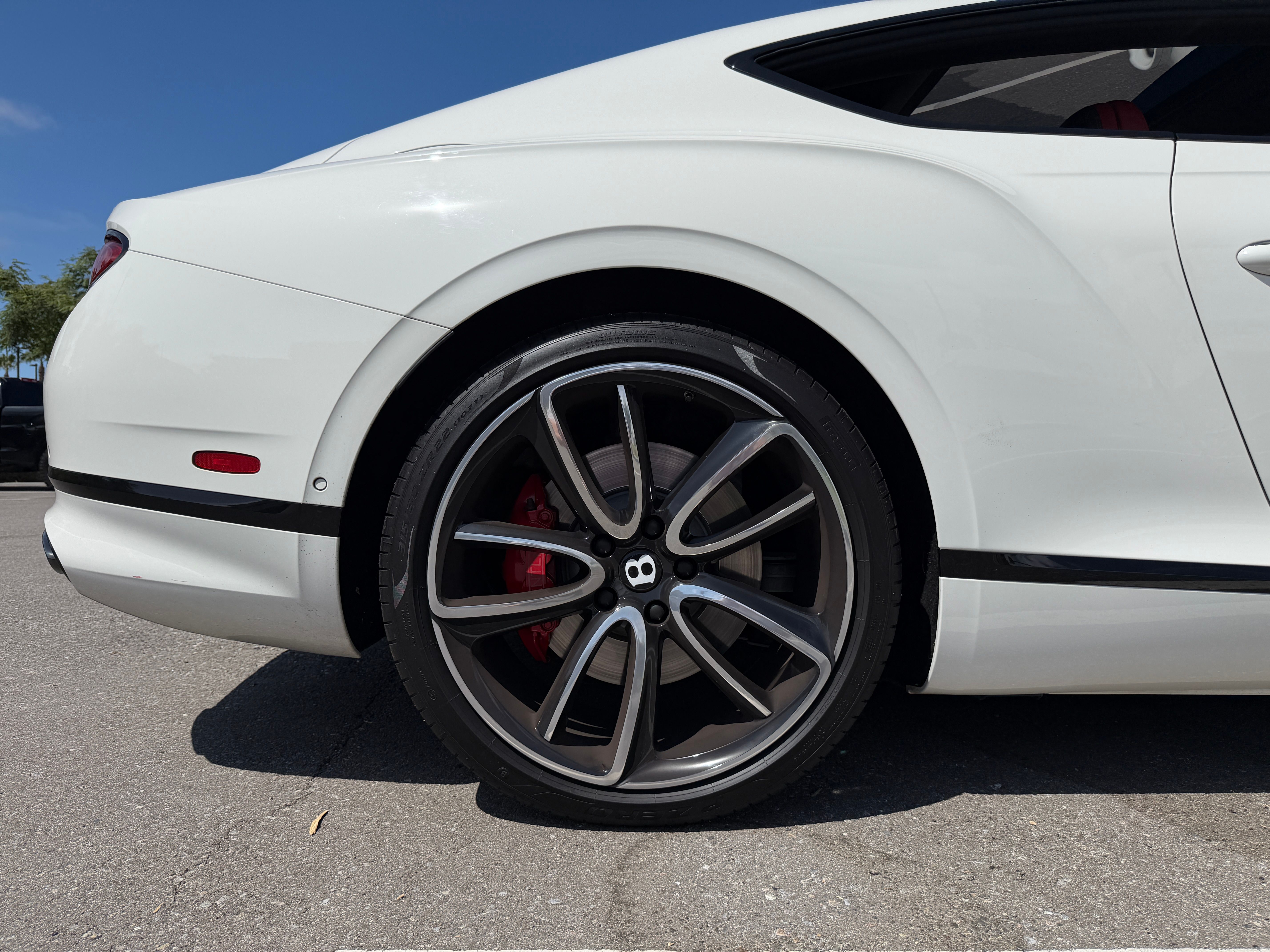 Used 2020 Bentley Continental GT AWD/4WD image 29