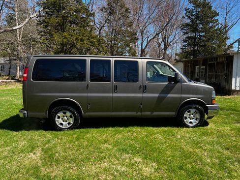 Used 2014 Chevrolet Express 1500 LT w/ LT Preferred Equipment Group image 5