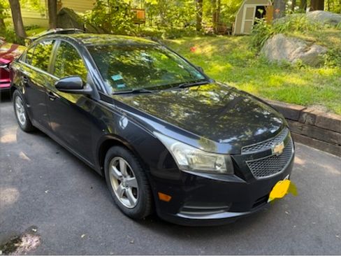 Used 2012 Chevrolet Cruze LT FWD image 1