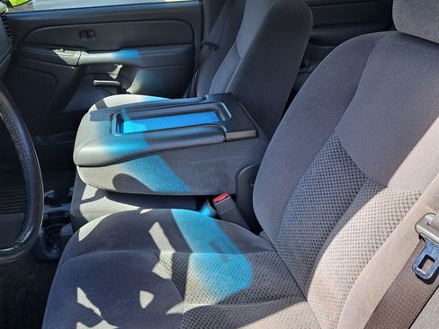 Used 2007 Chevrolet Silverado 1500 LT w/ Onstar Plus Package image 4