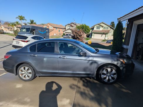 Used 2010 Honda Accord EX-L image 4
