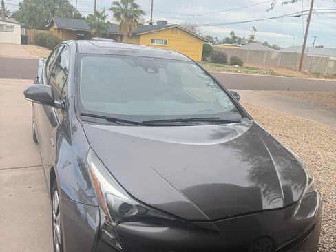 Used 2016 Toyota Prius Three w/ Advanced Technology Package image 1