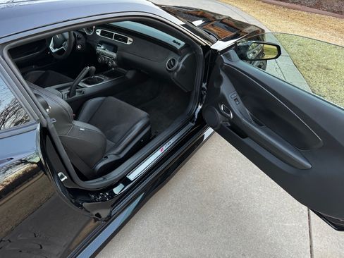 Used 2014 Chevrolet Camaro Z/28 image 10