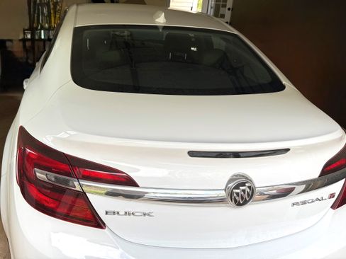 Used 2016 Buick Regal image 4