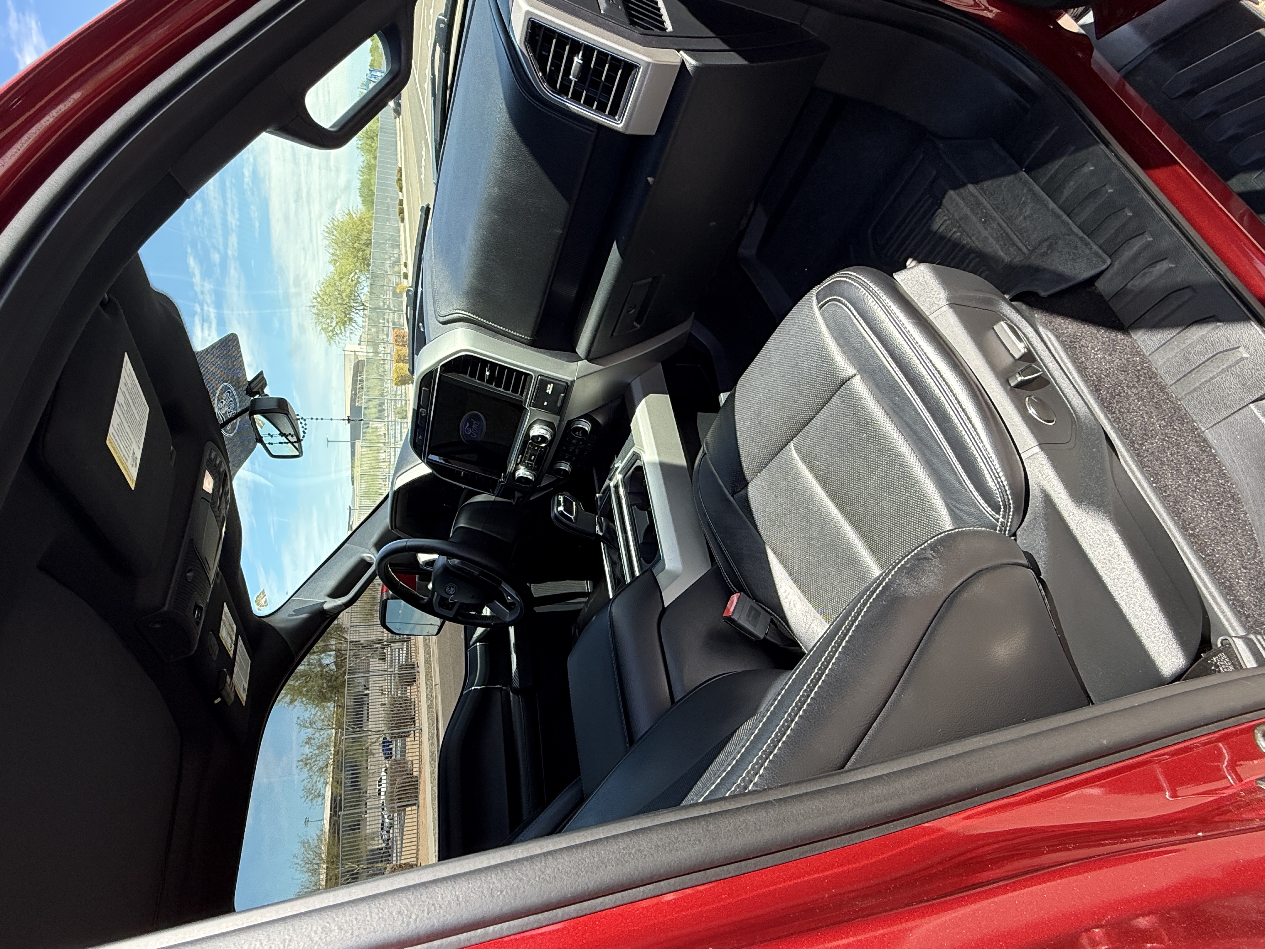 Used 2018 Ford F150 Lariat RWD image 8