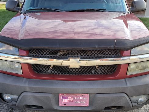 Used 2005 Chevrolet Avalanche Z71 w/ Preferred Equipment Group image 4