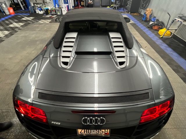 Used 2011 Audi R8 V10 AWD/4WD image 4