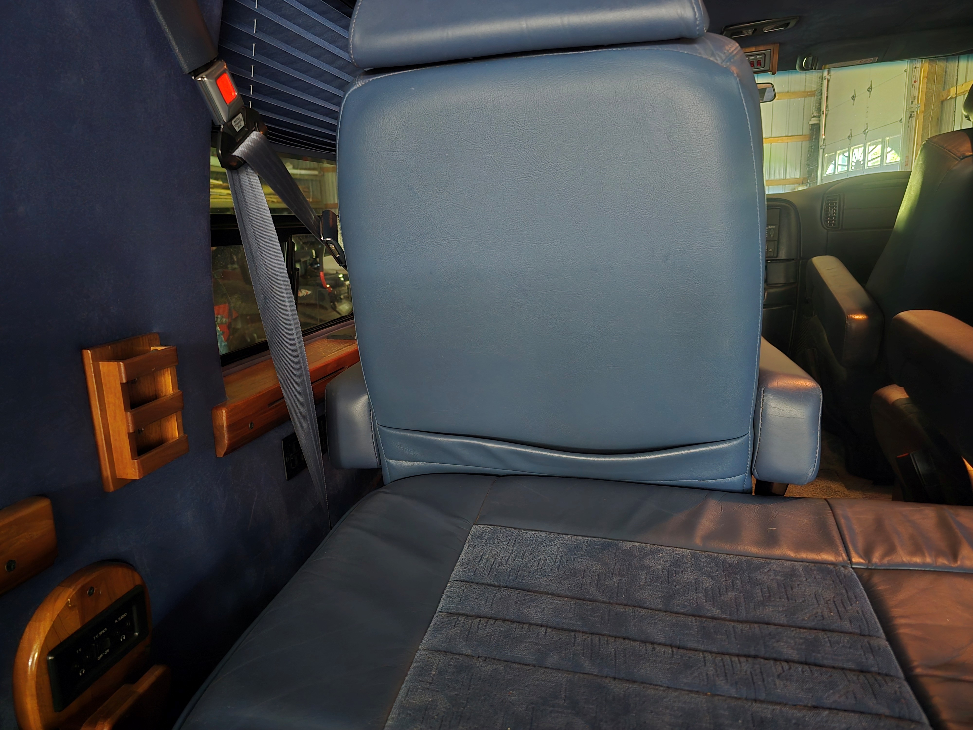 Used 1999 GMC Safari Passenger RWD image 14