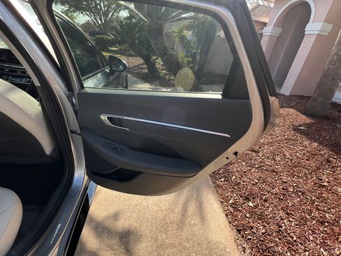 Used 2021 Hyundai Sonata Limited image 30