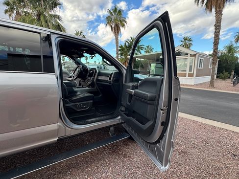 Used 2022 Ford F350 Platinum image 9