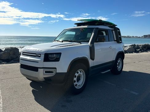 Used 2021 Land Rover Defender 90 S image 2