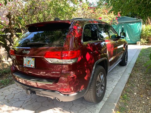 Used 2019 Jeep Grand Cherokee Limited w/ Trailer Tow Group IV image 2