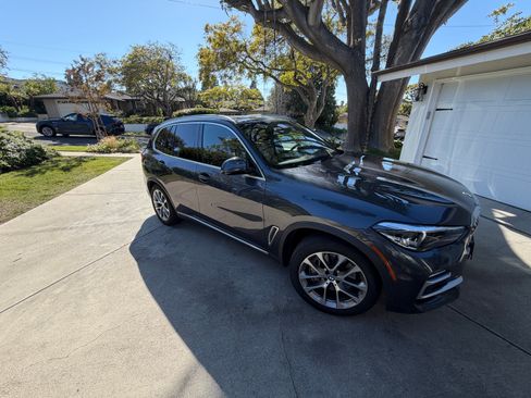 Used 2021 BMW X5 xDrive45e w/ Premium Package AWD/4WD image 4