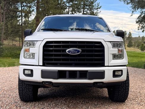Used 2017 Ford F150 XLT w/ Equipment Group 302A Luxury AWD/4WD image 12