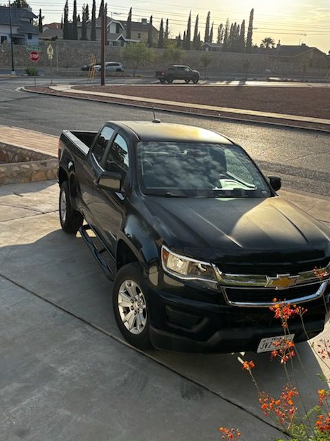 Used 2015 Chevrolet Colorado LT RWD image 1