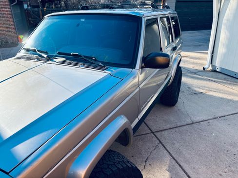 Used 2000 Jeep Cherokee Sport image 5