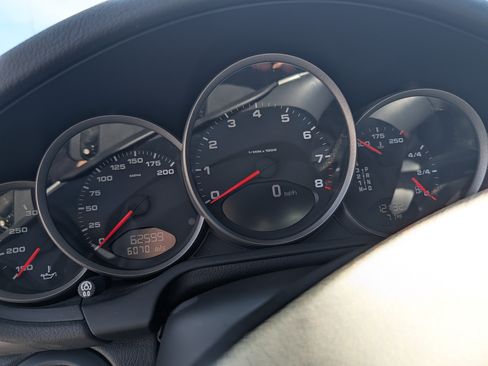 Used 2006 Porsche 911 Carrera image 22