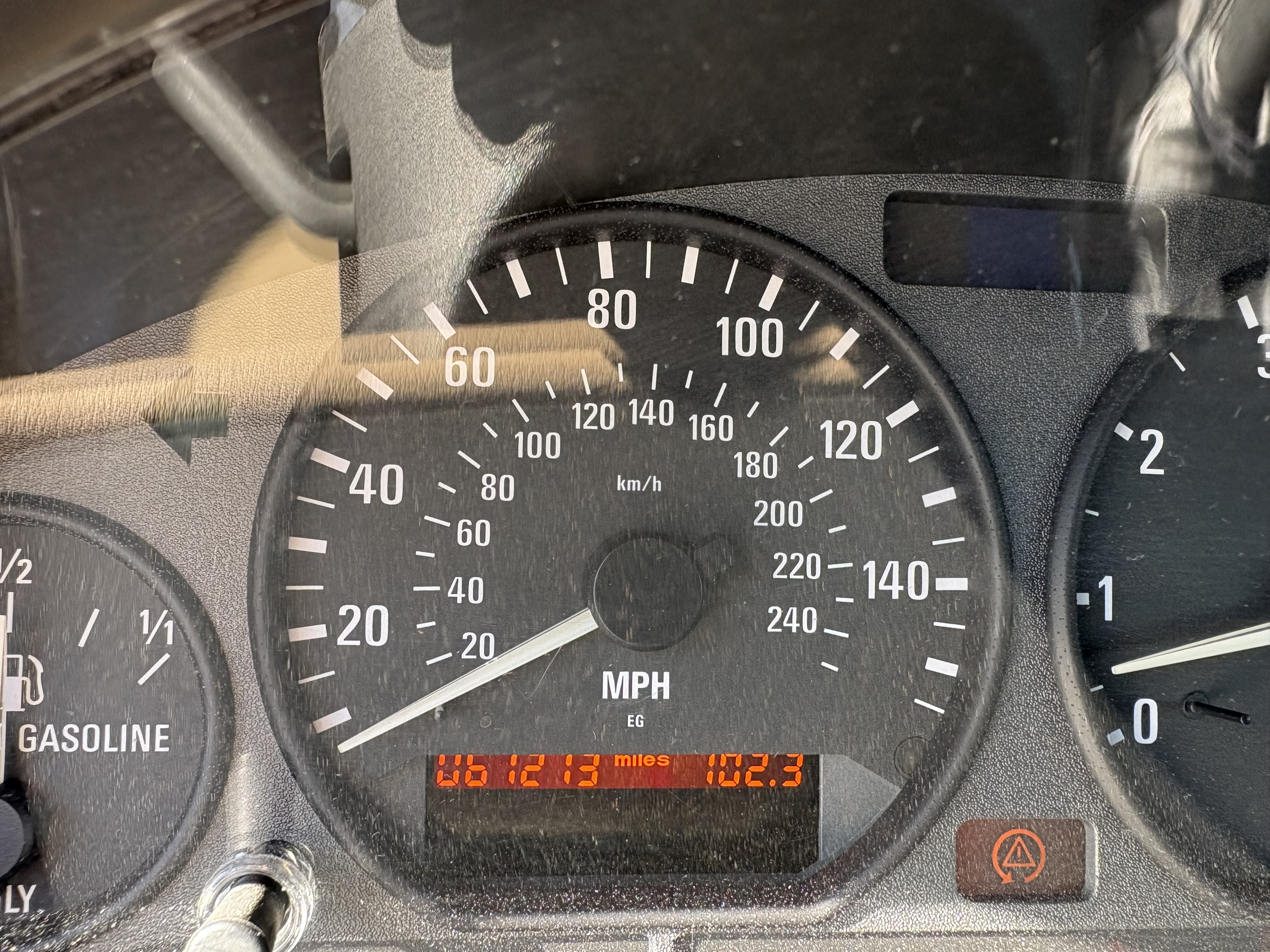Used 1999 BMW Z3 2.5i RWD image 11