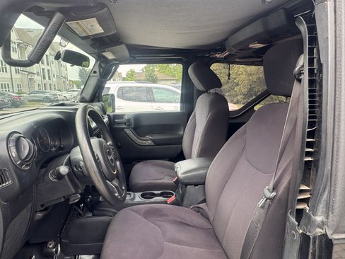 Used 2014 Jeep Wrangler Sport AWD/4WD image 18